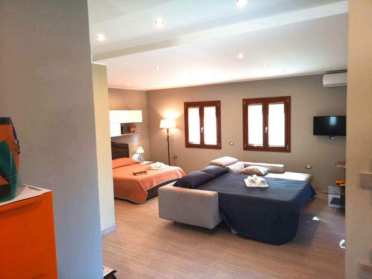 Luxury Home Bosa Marina ,Oristano Экстерьер фото
